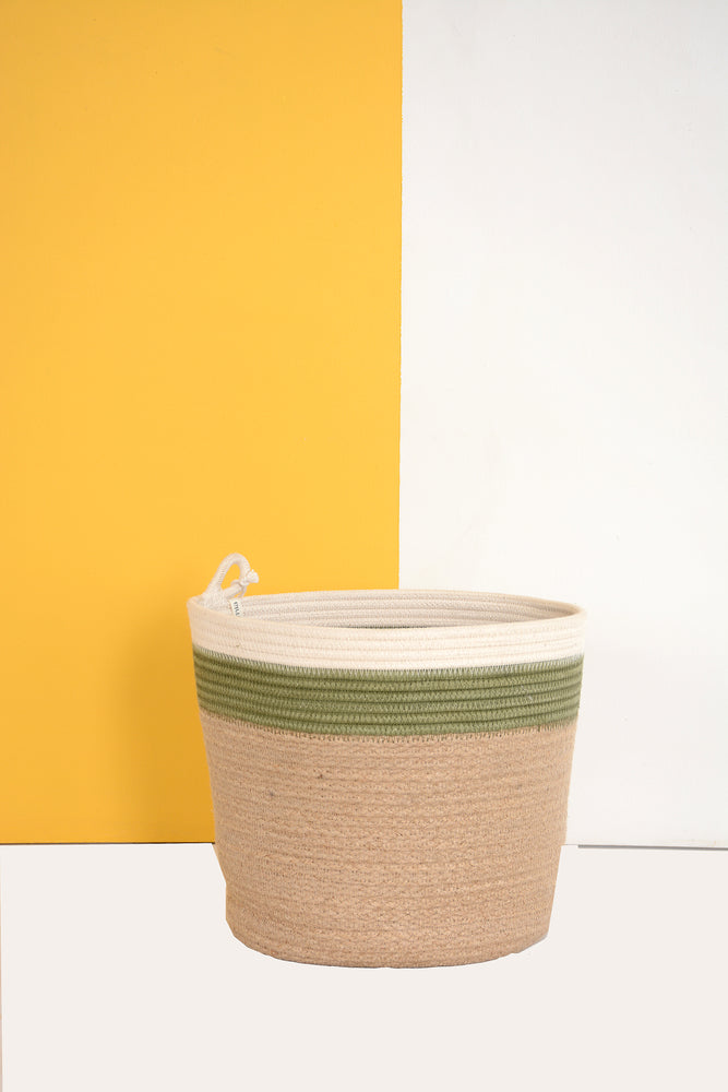 
            
                Load image into Gallery viewer, Jute Jungle Planter Basket
            
        
