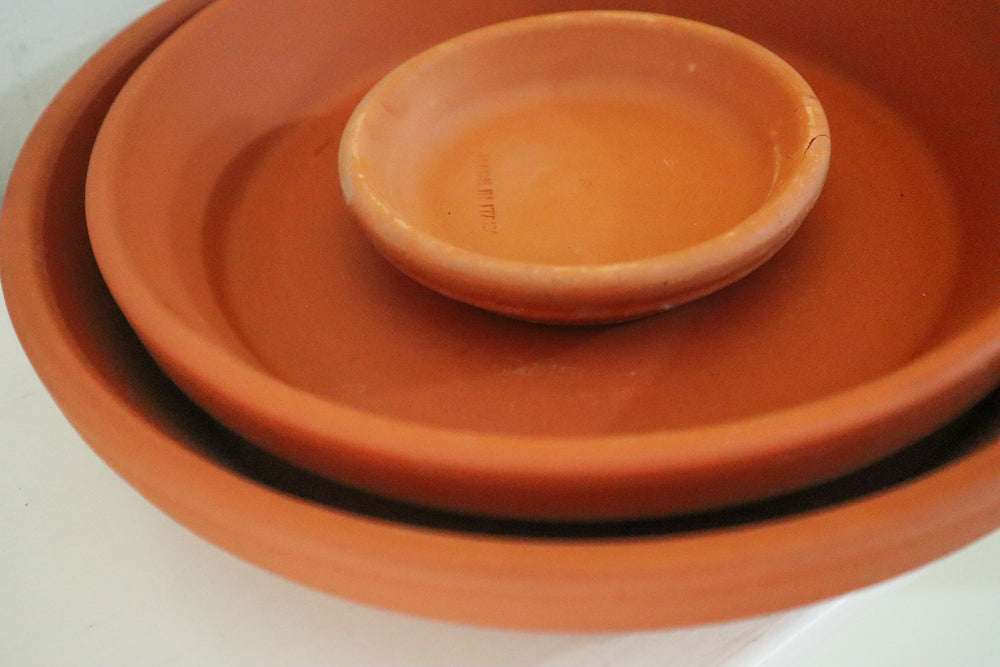 
            
                Load image into Gallery viewer, Terracotta Saucers
            
        